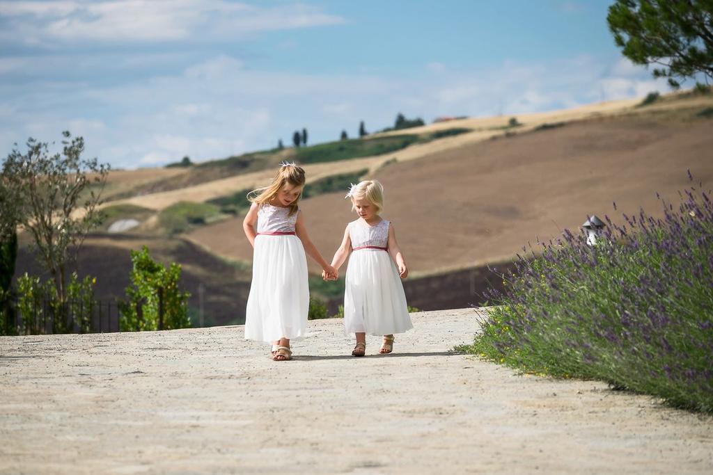 Tuscany Forever Famiglia Apartments Volterra Exterior foto
