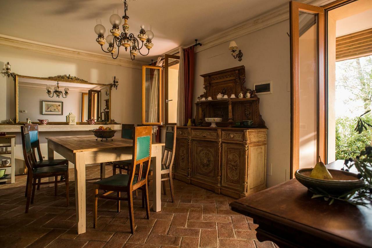 Tuscany Forever Famiglia Apartments Volterra Exterior foto